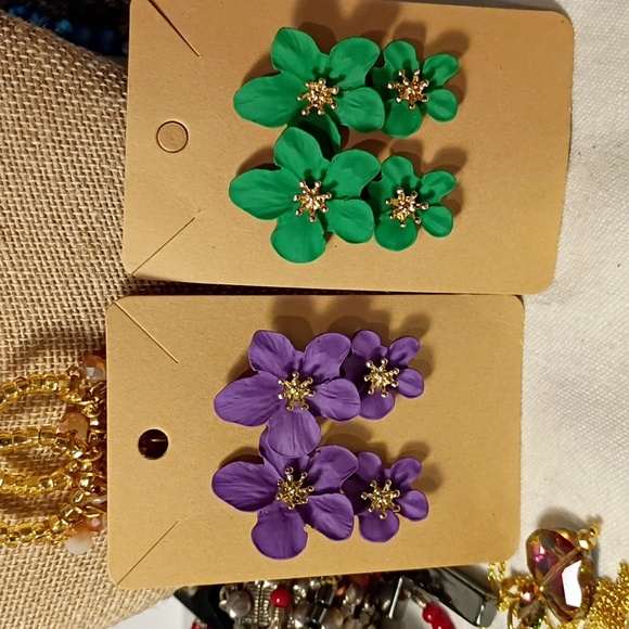 Purple Or Green Double Flower Earrings - Picture 1 of 3